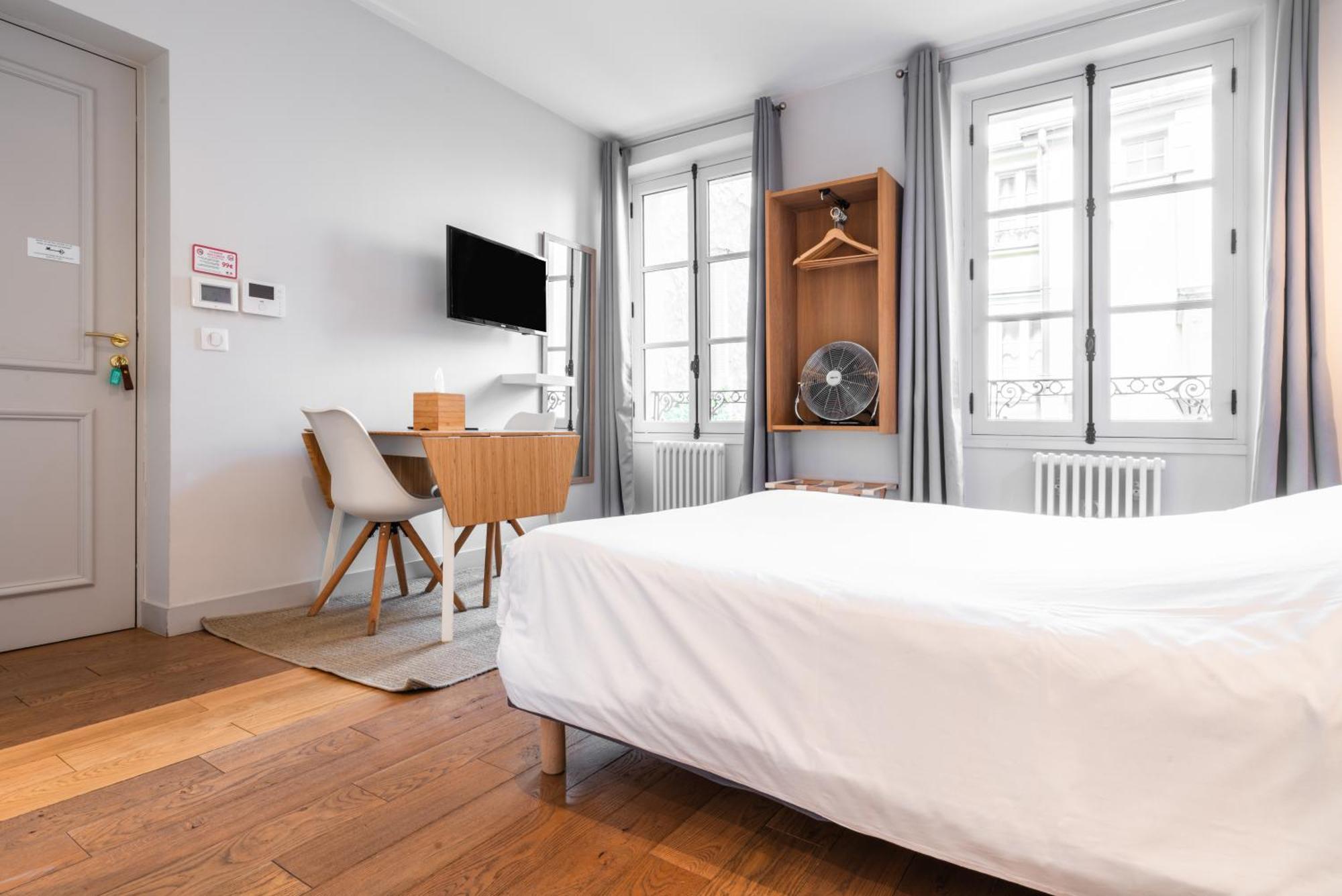 Apparts de l'Oncle Louis Versailles Extérieur photo