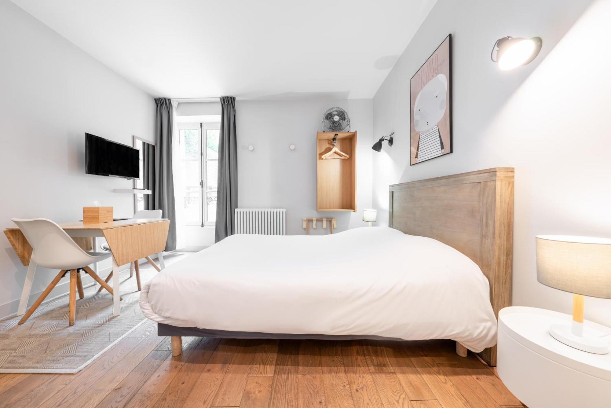 Apparts de l'Oncle Louis Versailles Extérieur photo